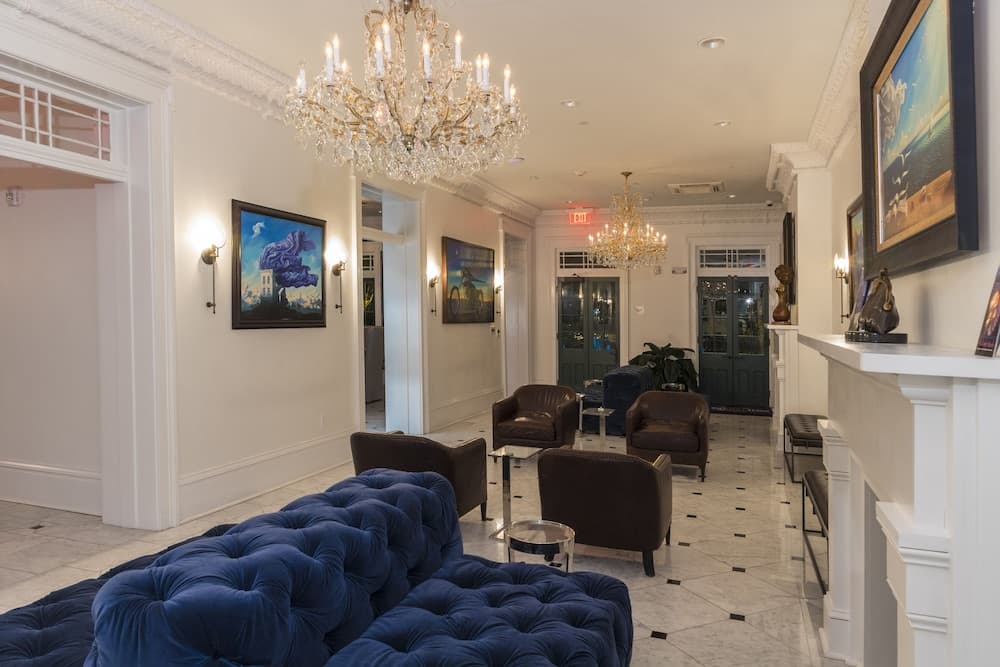 Royal Frenchmen Hotel and Bar