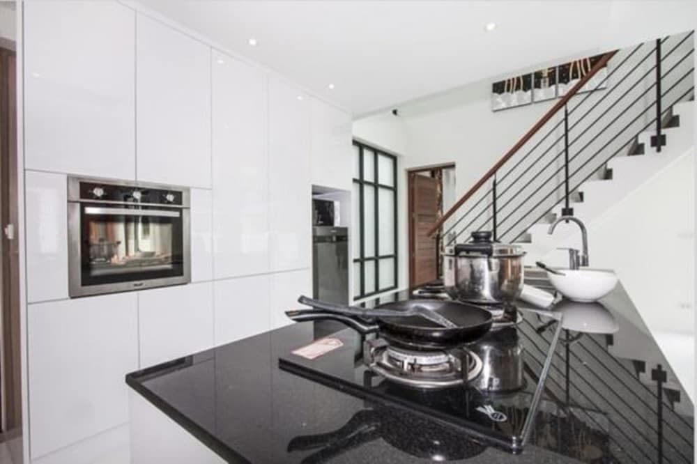 Bedroom Villa SDV260 - Walk to Beach 11-By Samui Dream Villas