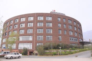 Red Flag Canal Intl Youth Hostel