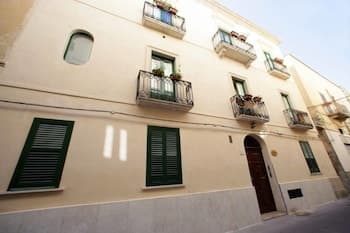 Flavica Home Holiday