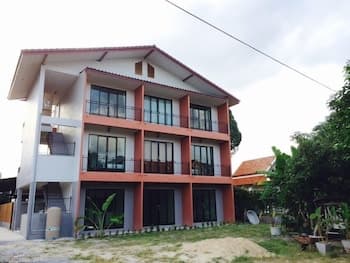 Montra Nakhon Guesthouse
