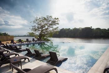 The Farmington Hotel