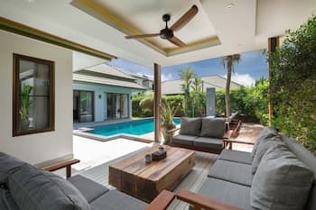 Karon Beach Pool Villa 2