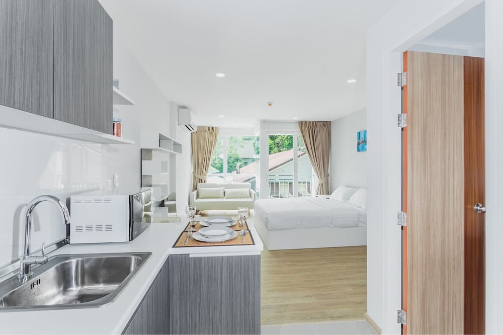 Condo in Kata in Ozone - Unit A506