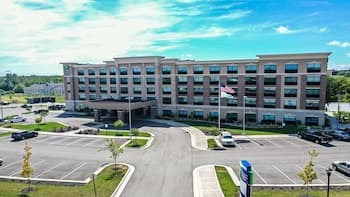 Holiday Inn Express and Suites-Elizabethtown North, an IHG Hotel