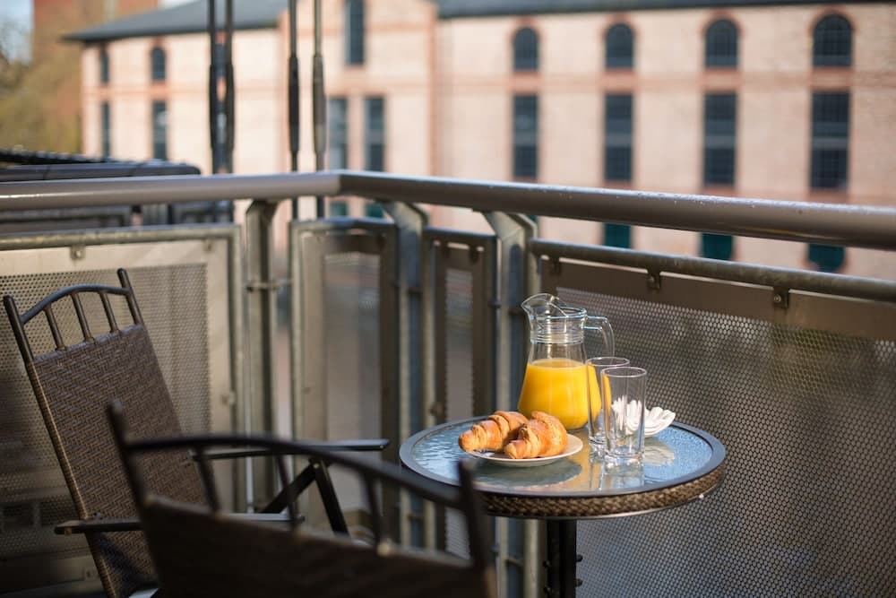 19 John Walker House