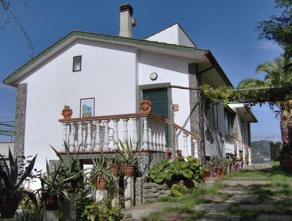 Tenuta Mauri - Agriturismo Vota