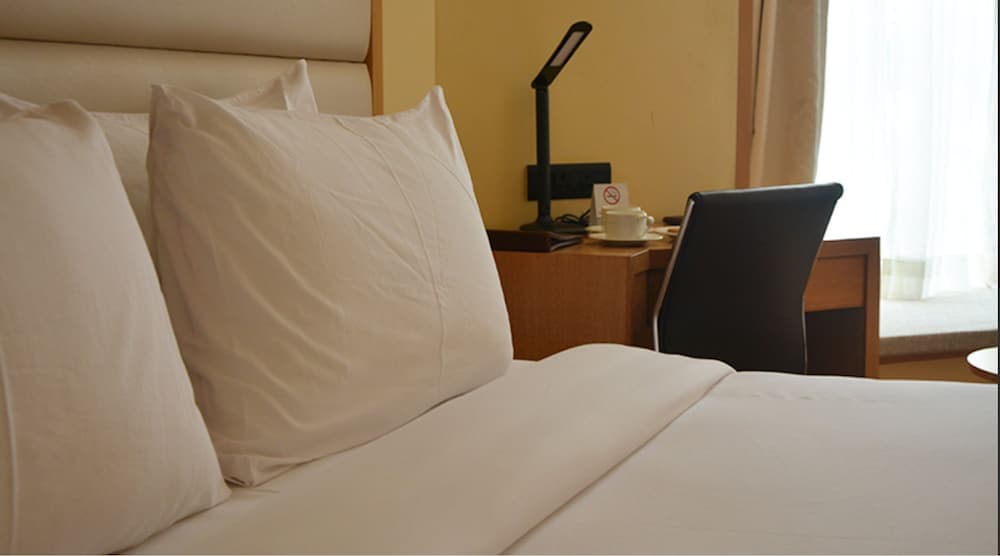 Ramada by Wyndham Dehradun Chakrata Road