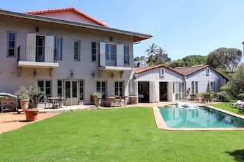 Maison - H Guest House