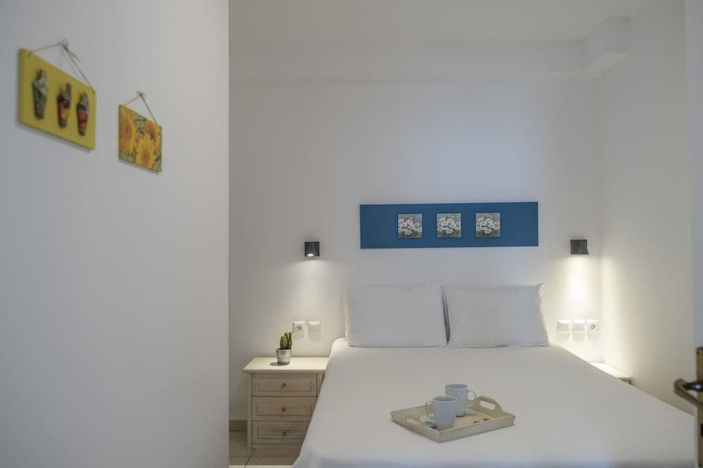 Meli Apartments & Villas