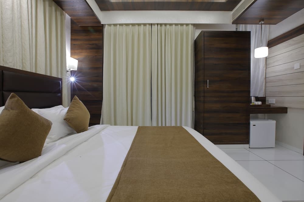 Hotel Silver Heights