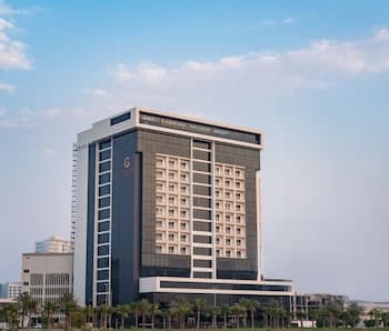 The Grove Hotel & Conference Centre