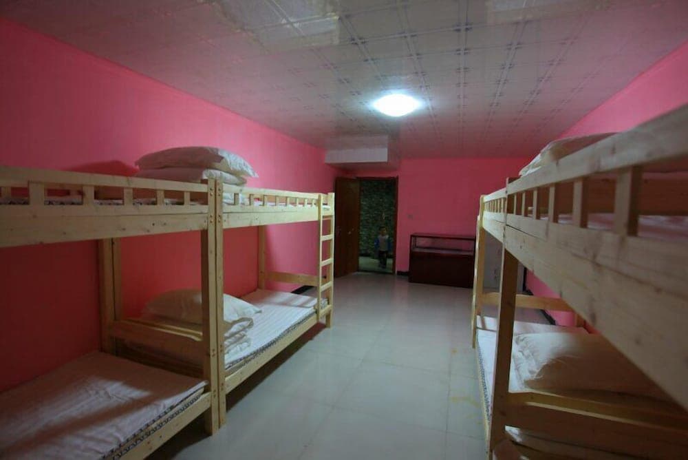 Wutai Mountain Waldorf Youth Hostel