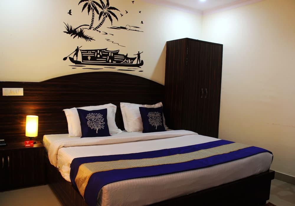 OYO 4205 Hotel Anuj Regency