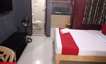 Despacito Rooms near Airport