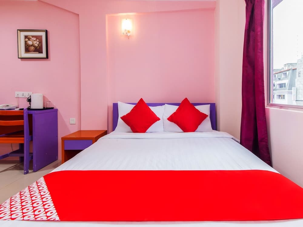 OYO 410 Brickfields Park Hotel