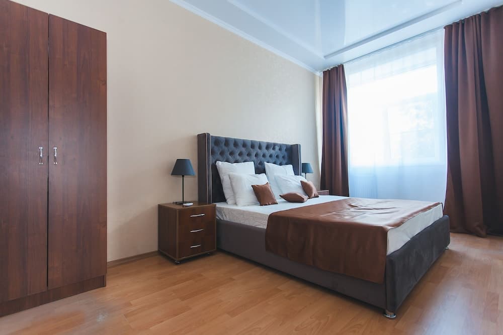 Hotel Business Tourist