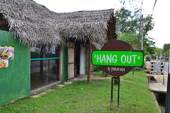 Hangout Habarana