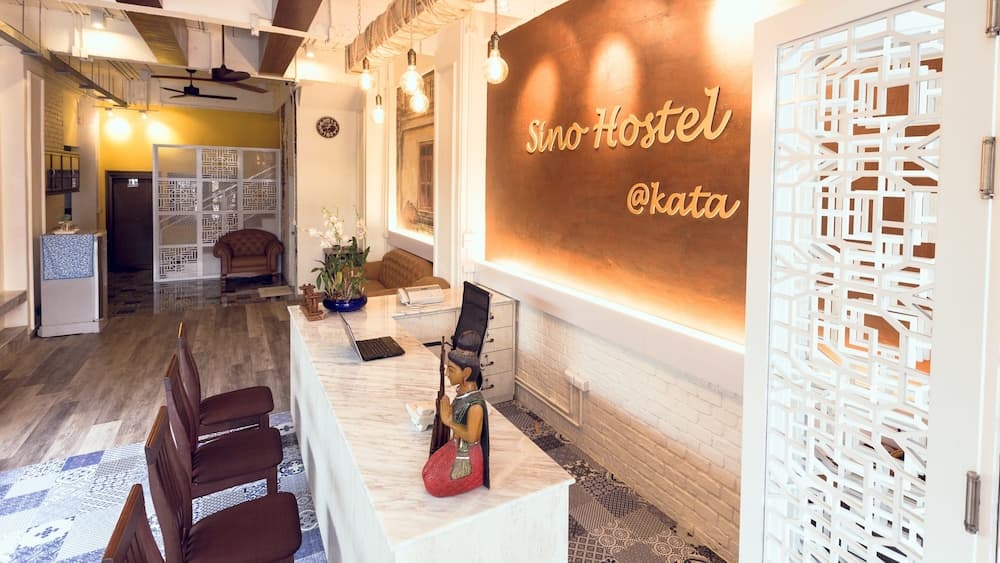 Sino Hostel Kata