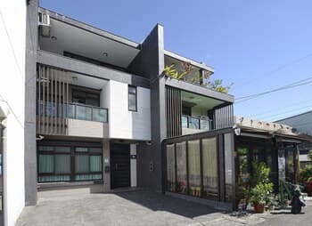 Butterfly Slide B & B