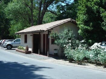 Hostal Cruceral Pirque