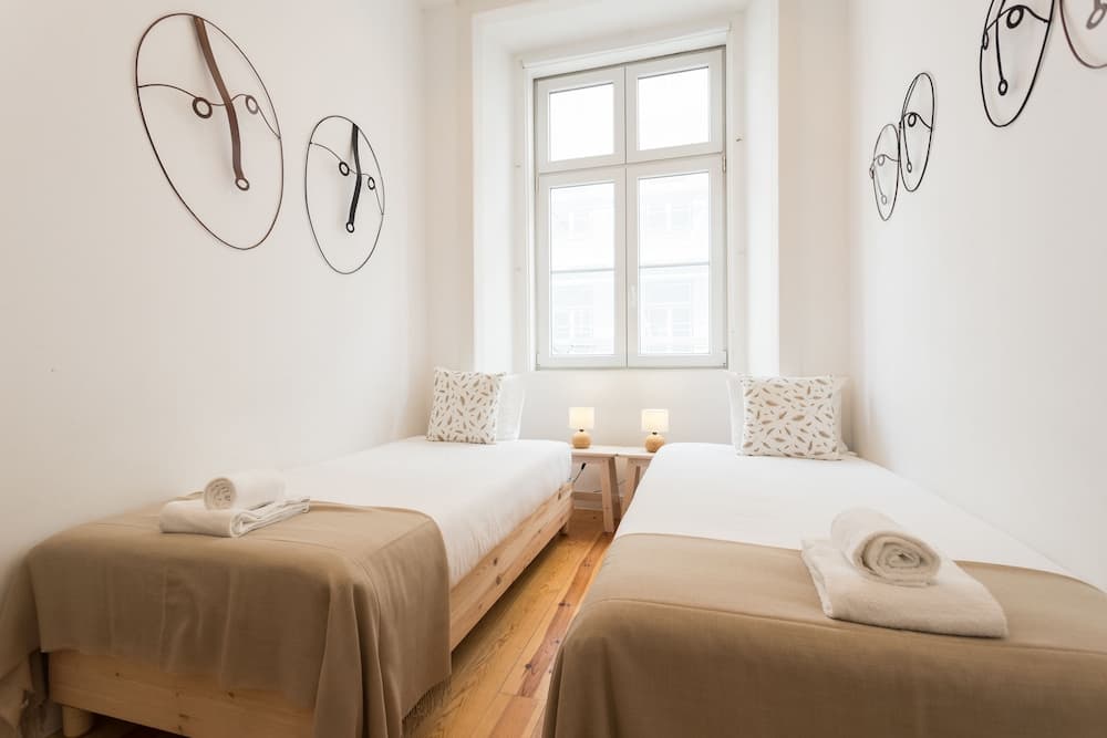 Baixa Modern Three-Bedroom Apartment - by LU Holidays