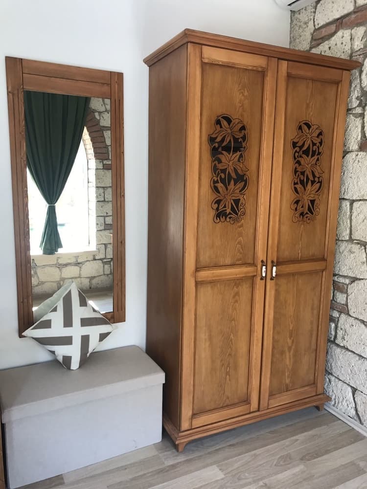 Kerme Ottoman Alacati