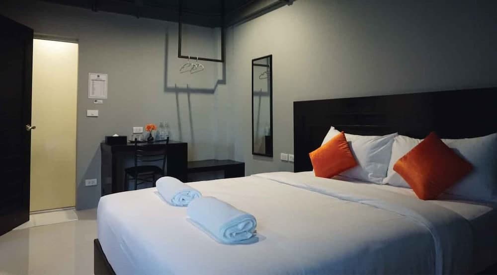 B-Black Hotel Chonburi
