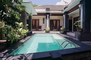 Denays Guesthouse Jimbaran