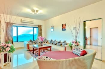 Mystic Valley Spa Resort