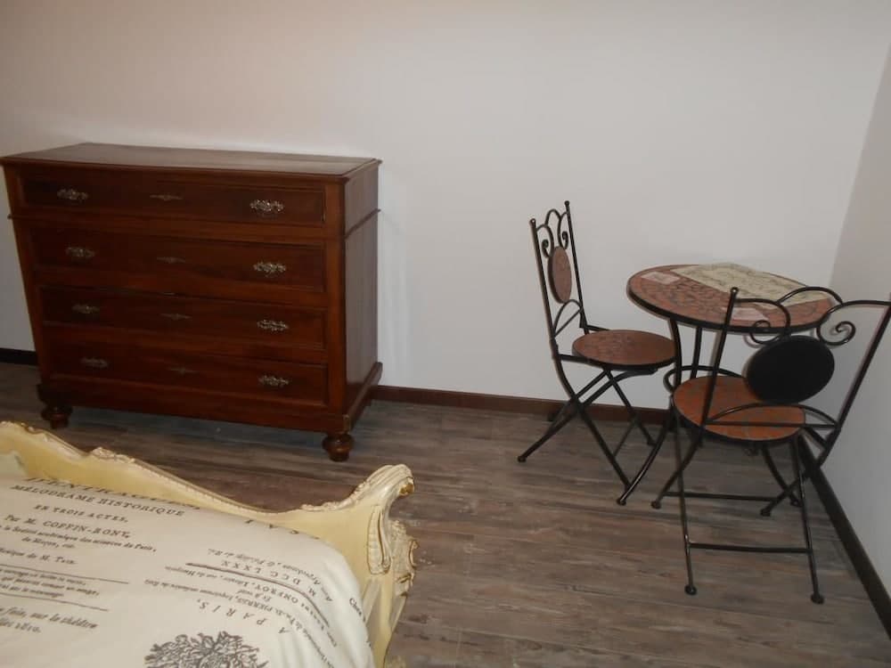 La Maison Des Artistes