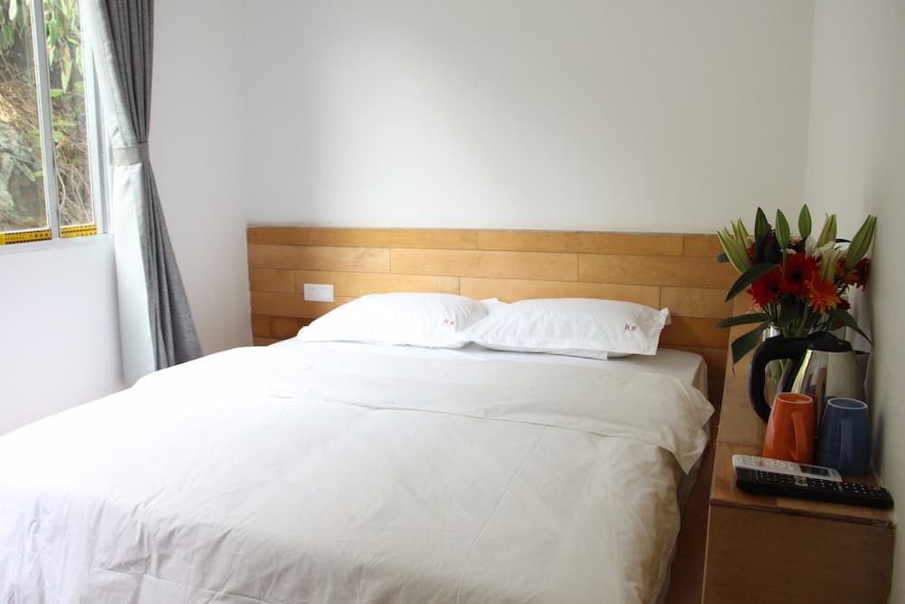 Travelling With Hotel Long Ji Ping An