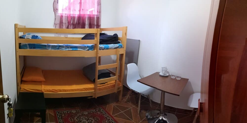 1 Hostal Galeria - Adults Only