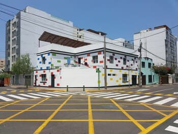 Klix HostelLima - Adults Only