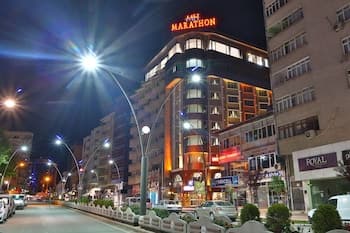 Marathon Hotel