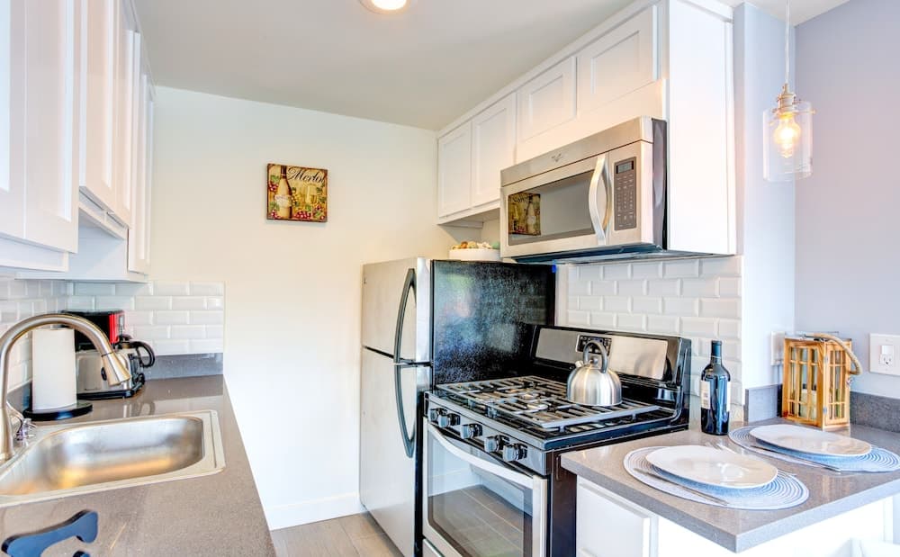 1 Bedroom near Hollywood Sights