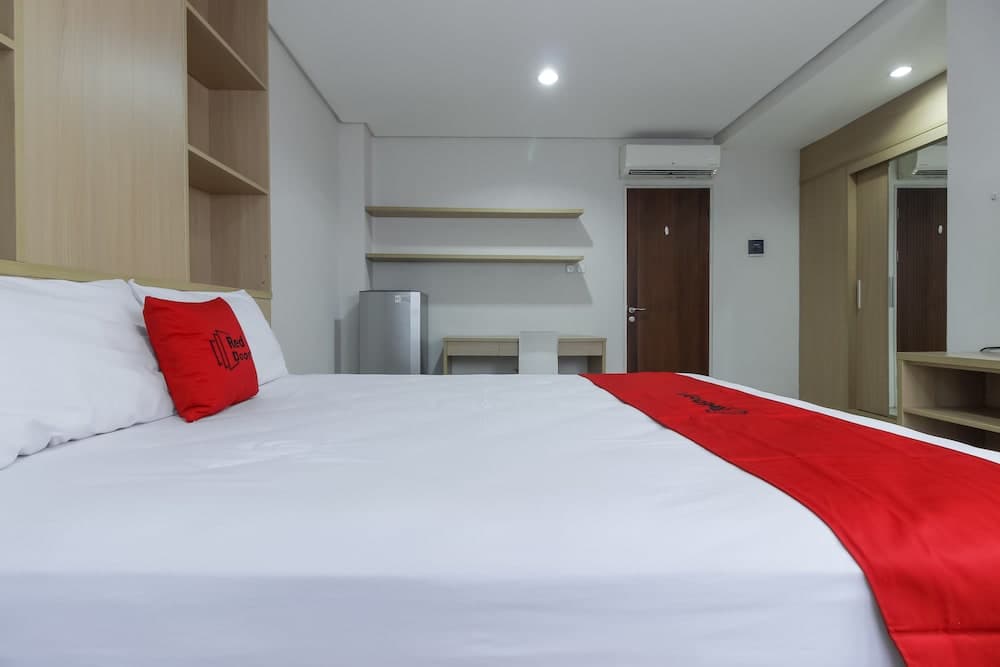 RedDoorz @ Patal Senayan 4