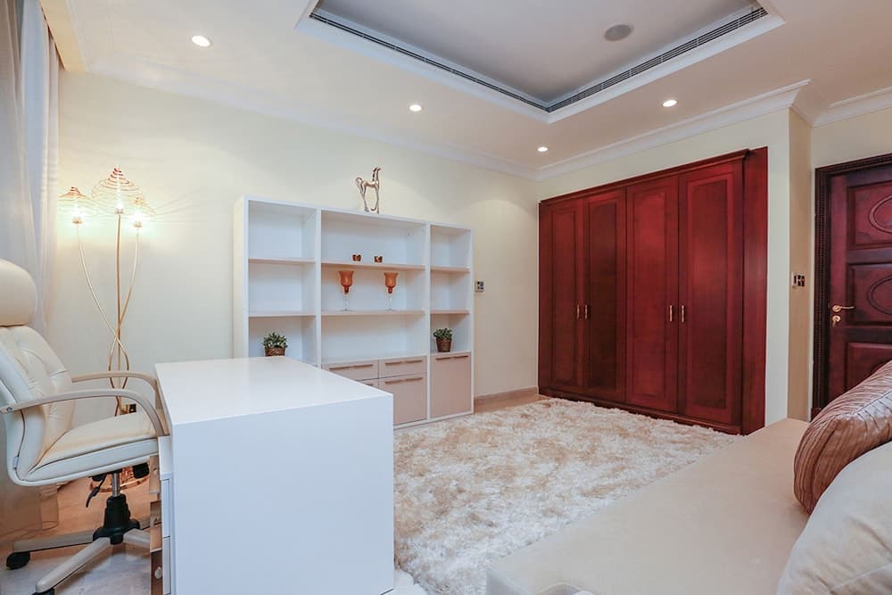 Kennedy Towers - Signature Frond L