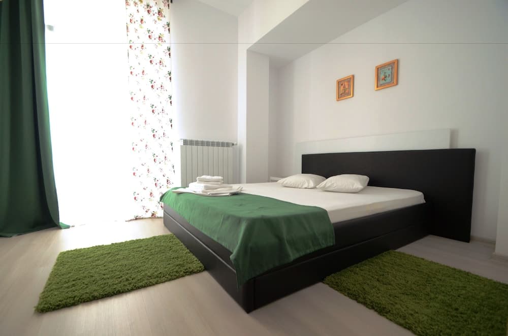 Uptown Residence Apartments