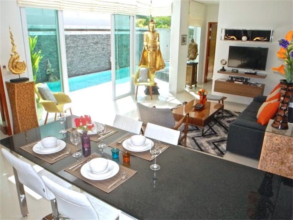 Skylight 2 bedrooms New Villa in Kamala