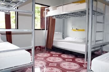 Aham Backpackers Hostel - Adults Only