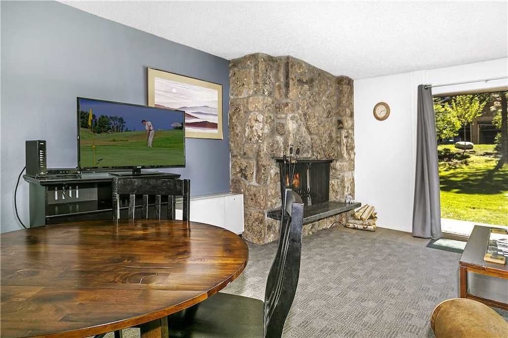 Lichenhearth 6 - Studio Condo