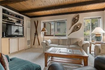 Willows B3 - 2 Bedrooms Condo