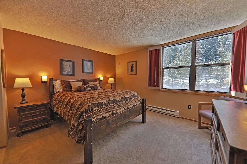 Snowblaze Athletic Club -a11 2 Bedroom Condo by RedAwning