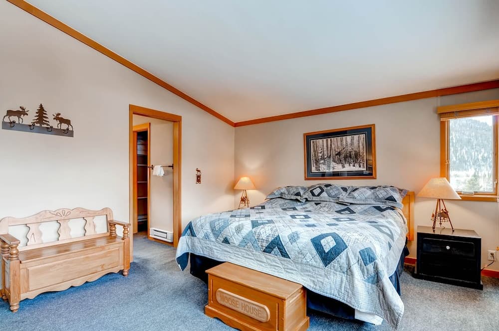 Tennis Townhomes 1331