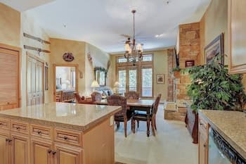 3056 The Timbers 1 Bedroom Condo by RedAwning