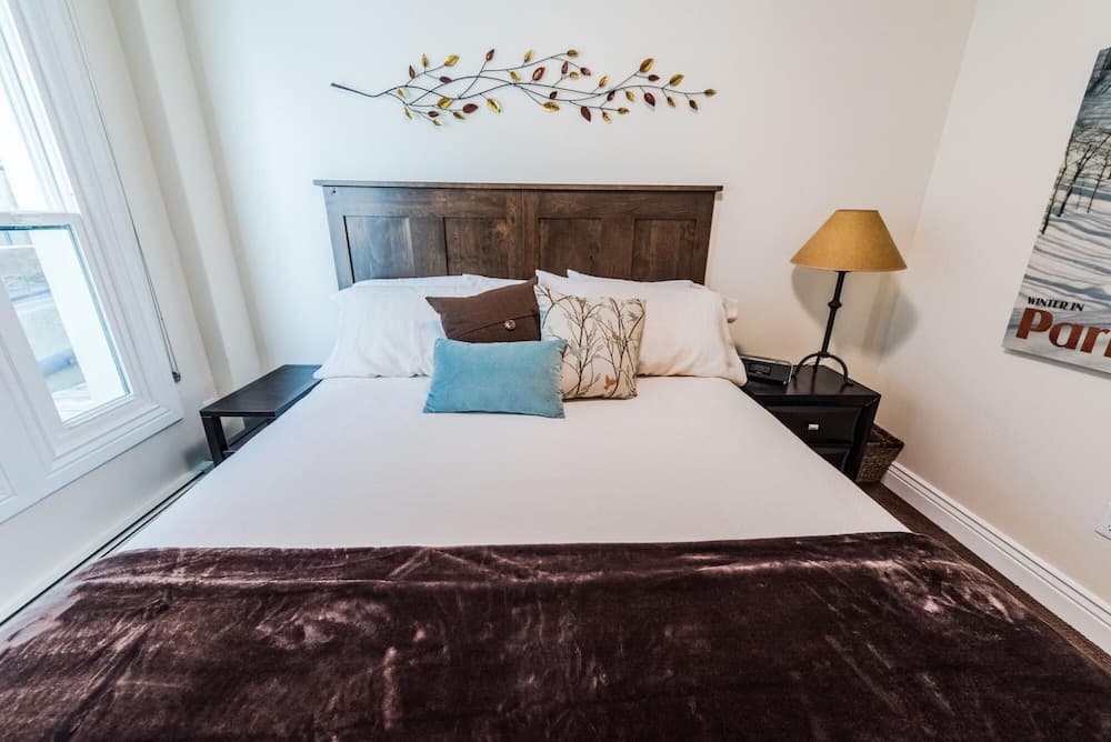 Prime Location EdelWeiss Luxury Condo by RedAwning