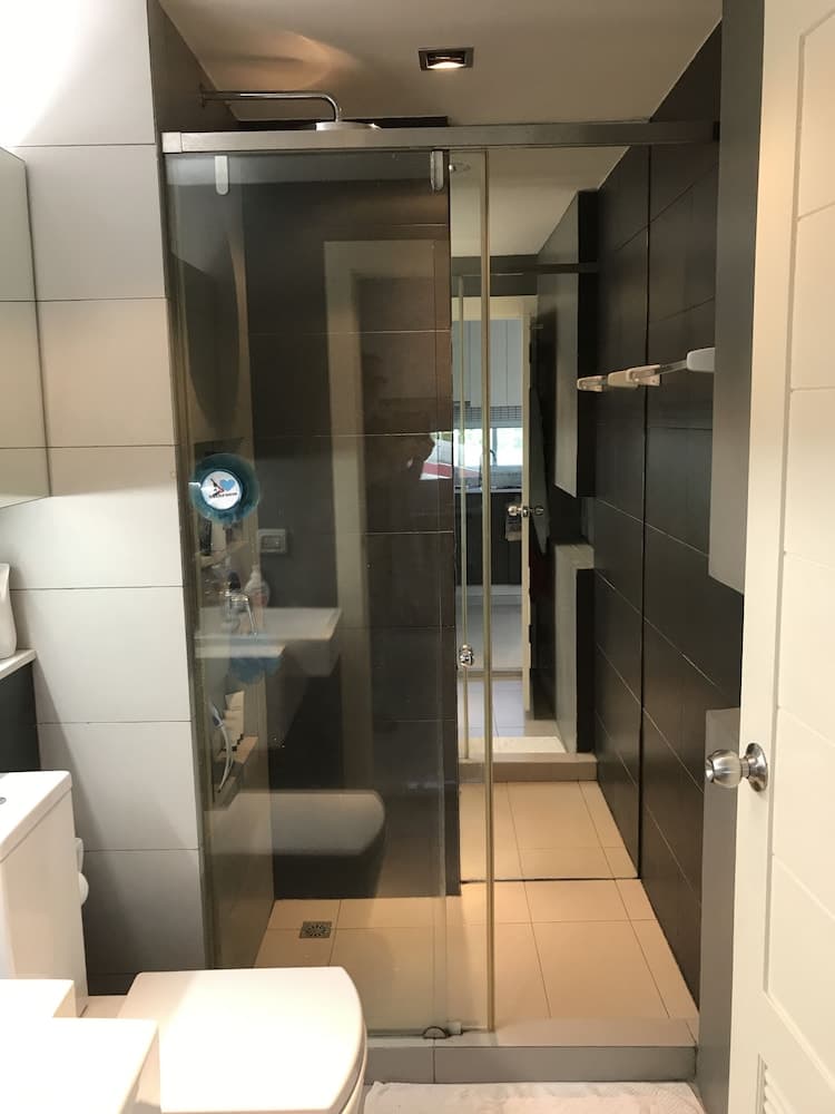 The Gallery Condo - B42 by Axiom