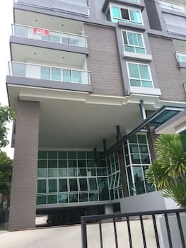 The Winner Condo - 703 by Axiom