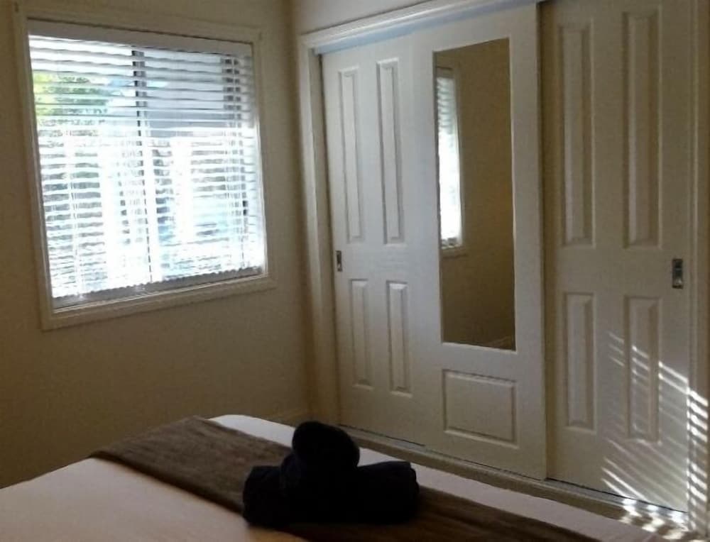 Ironbark - Deluxe Family Townhouse